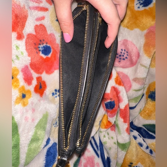 Coach Wristlet - Picture 4 of 4